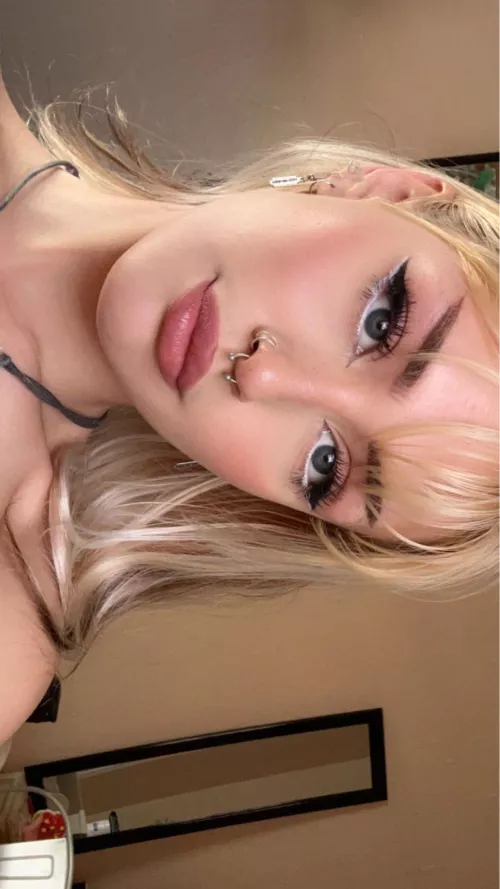 Live with lovense. Squirt Saturday (say hi I’ll respond)