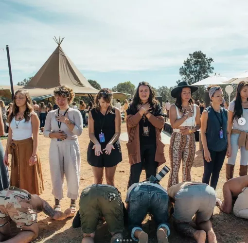 Men bowing down to women to atone for oppression. As we should