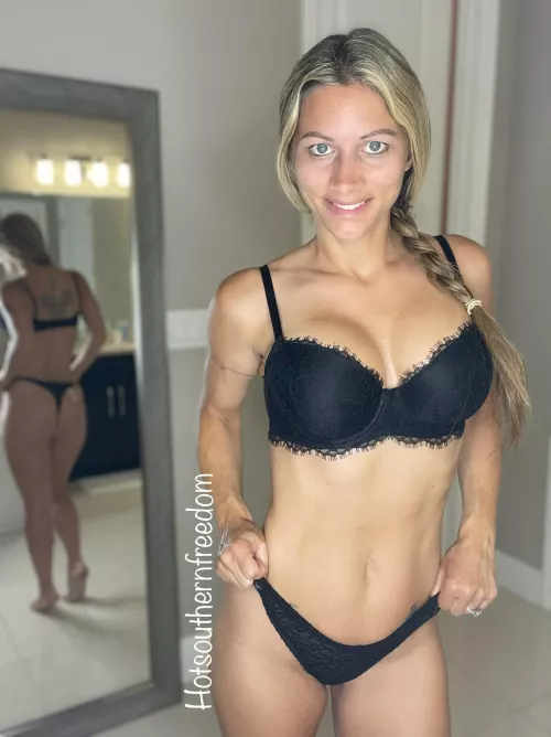 Ready to be your fuckdoll ;)