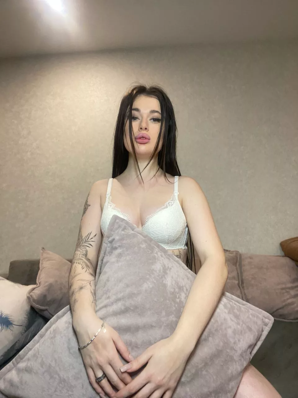 take off your pants i want to see your dick