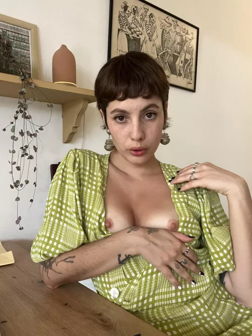 tanning lines 🤝 sun dresses