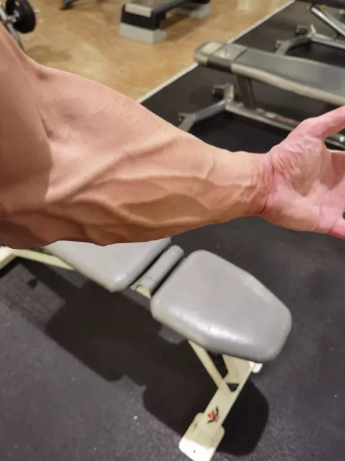 These hands can do a lot 💦