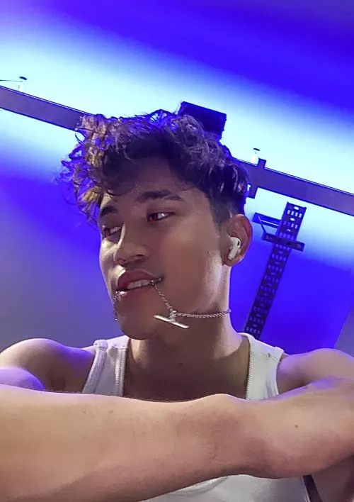 U like what u see? 😏