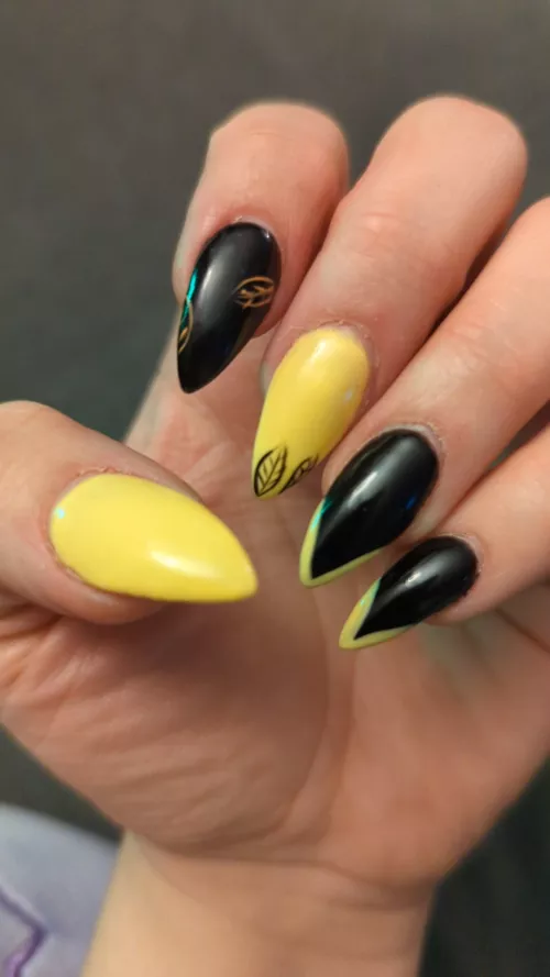 yes hullo, I am new, I do love me claws~