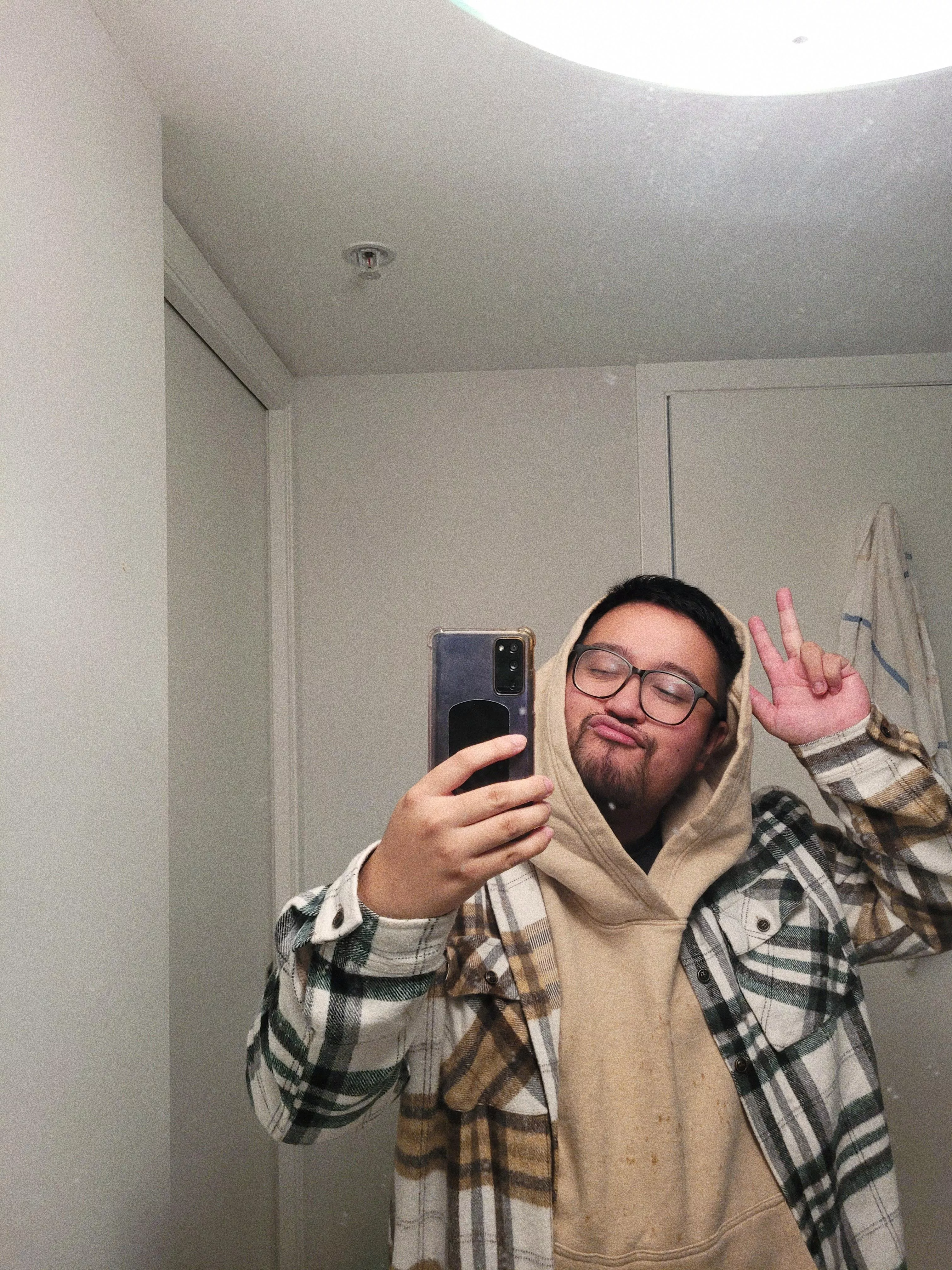 Anyone down for some games like League of Legends (NA) or Dead by Daylight? ☺️ Anyone down for some games like League of Legends (NA) or Dead by Daylight? ☺️
