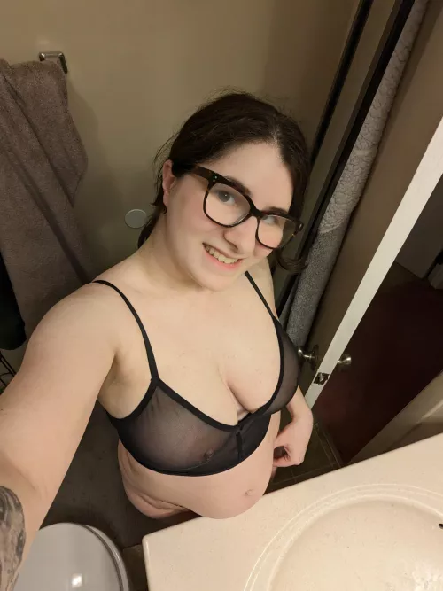 Bathroom selfie ☺️