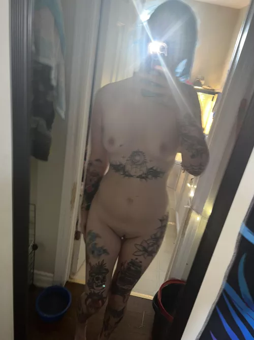 can i send you pics like this while you're at work?