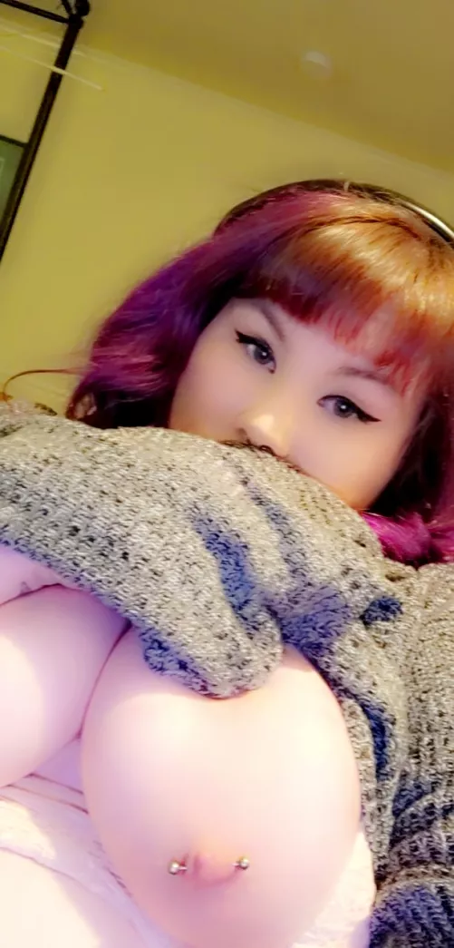 Do you like nerdy gamer girls?