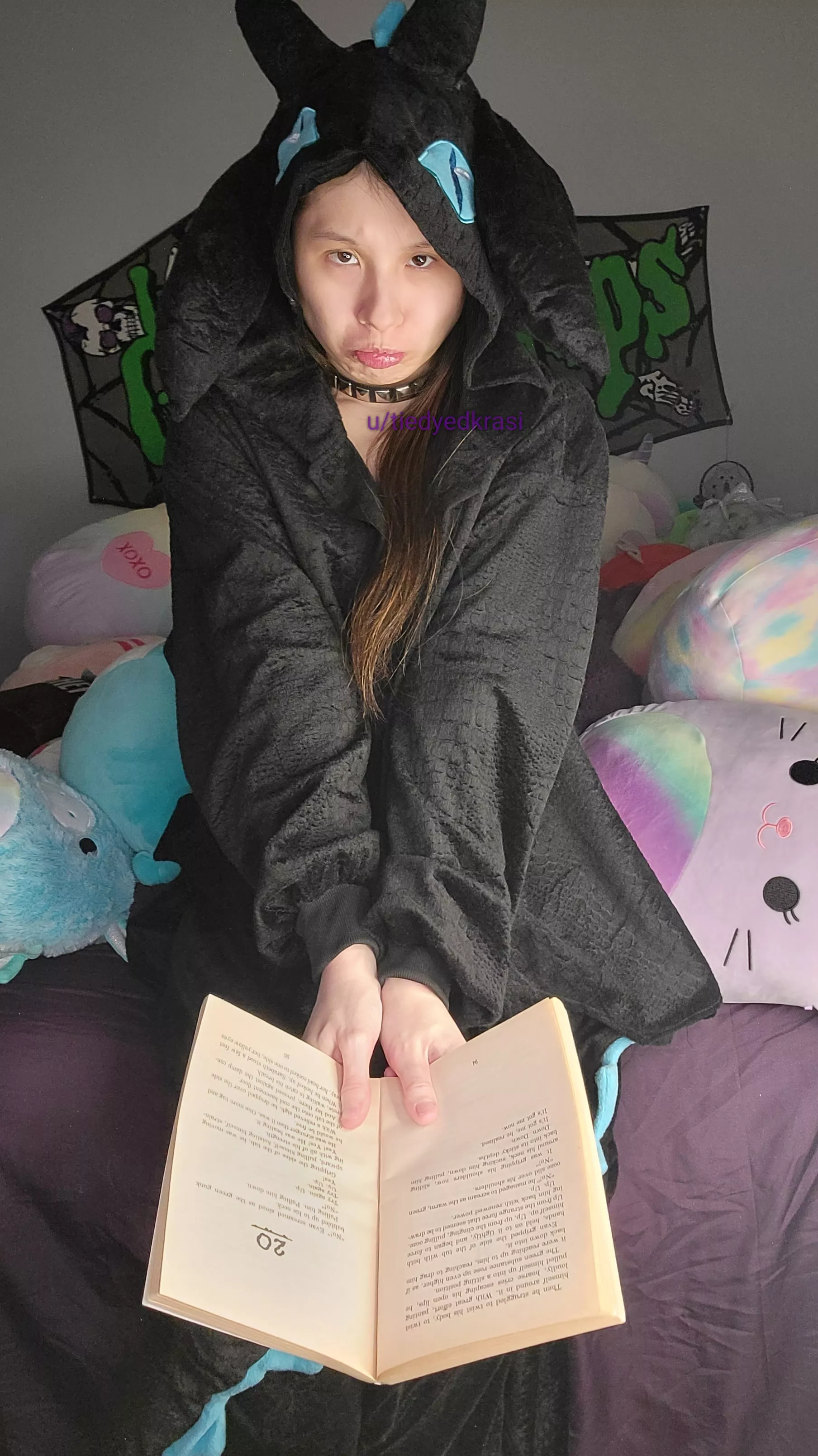 do you reckon we can start a book together pre[F]erably Goosebumps