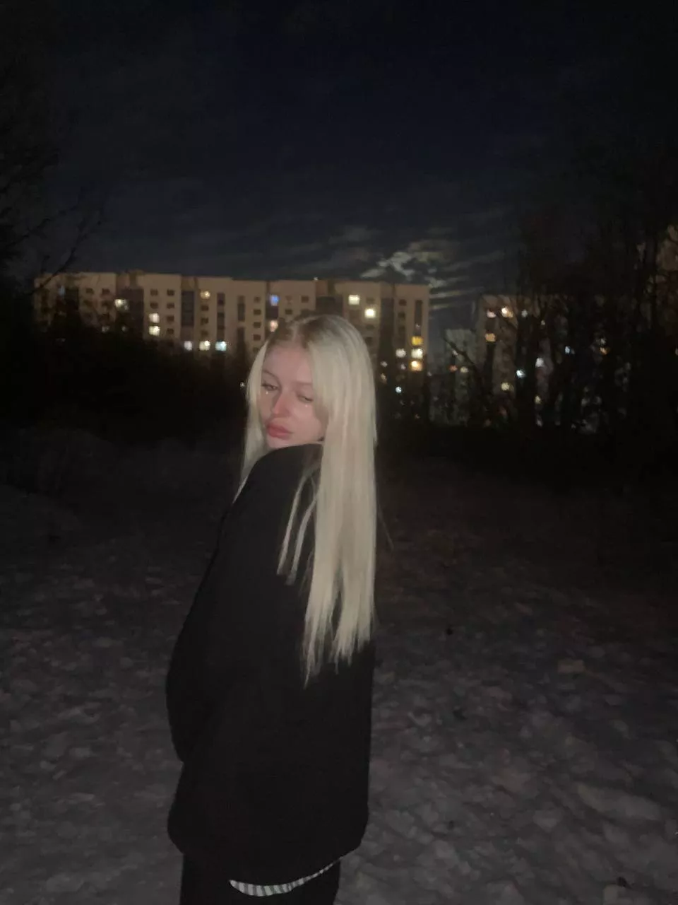 Girls don't pay attention to you?😒 I think it's time to change your life. Write to me and we'll have a psychological counseling session🤗