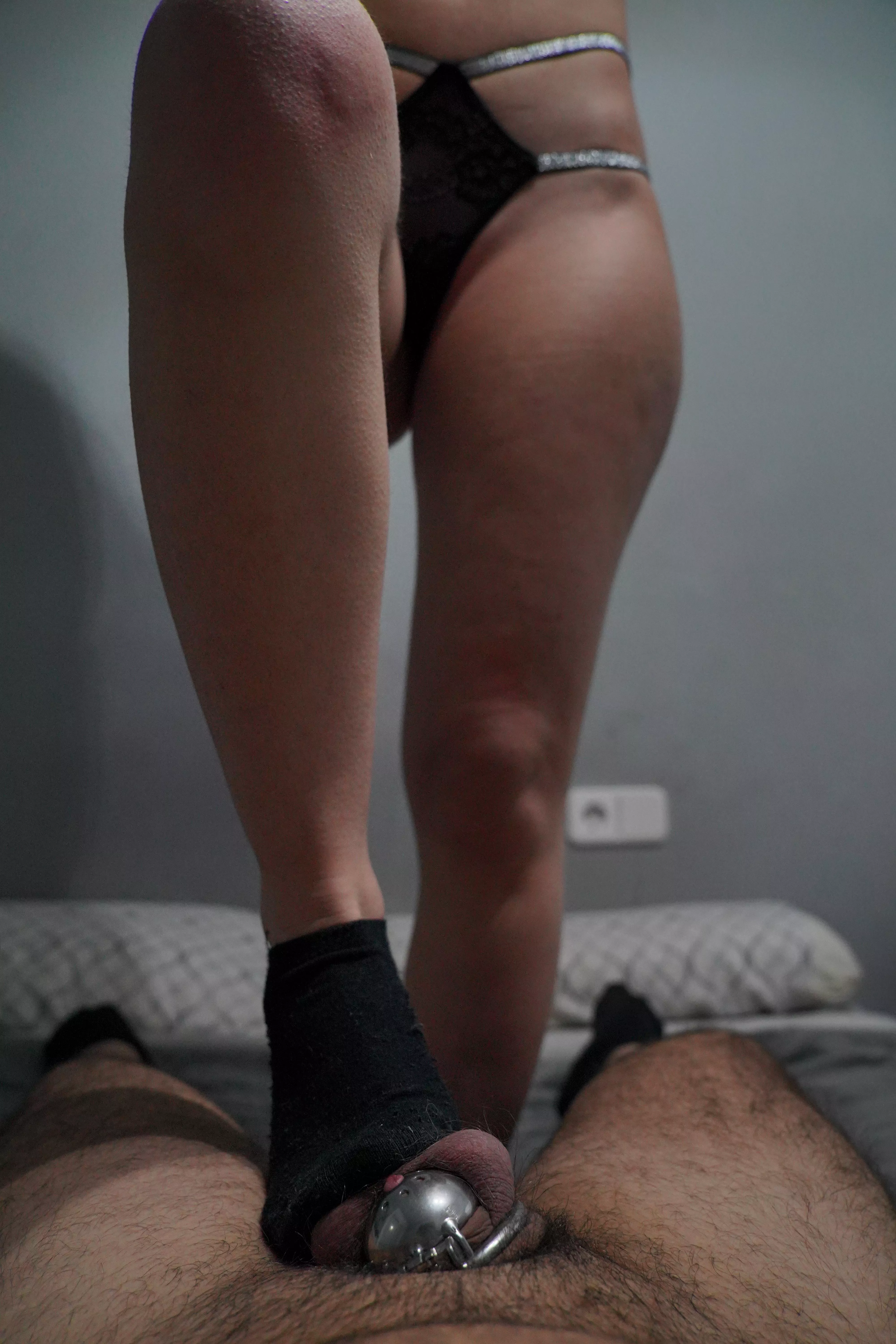 Good boy! Always submissive, attending to my orders slave!