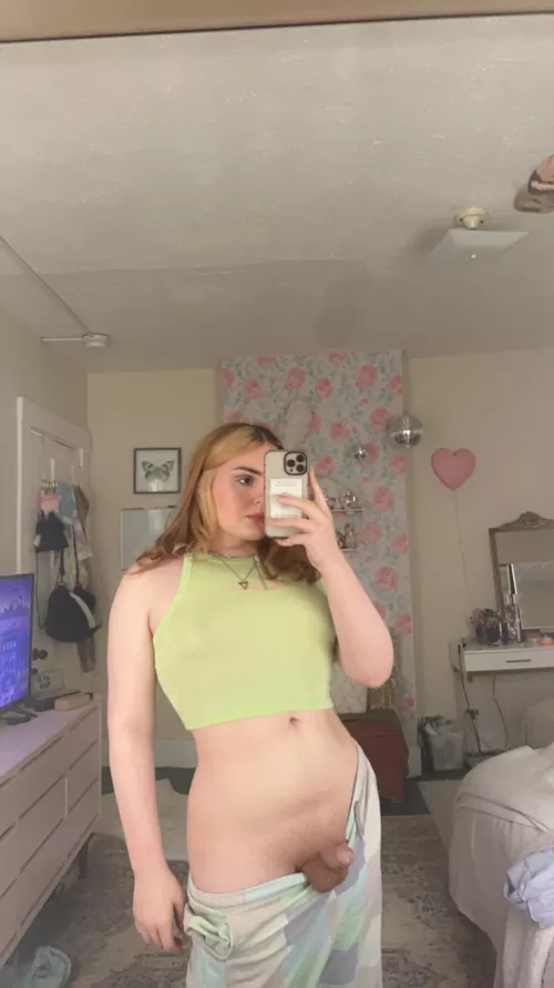 I’ll be a good girl just suck it for me🥺