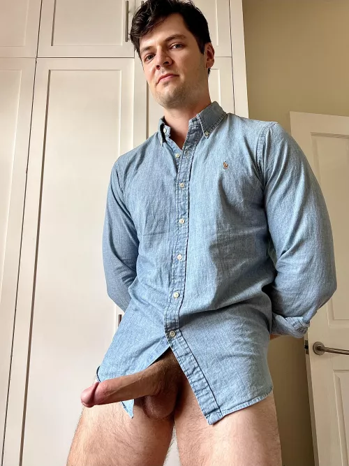 I’m having a HARD time tucking in my shirt… (28)