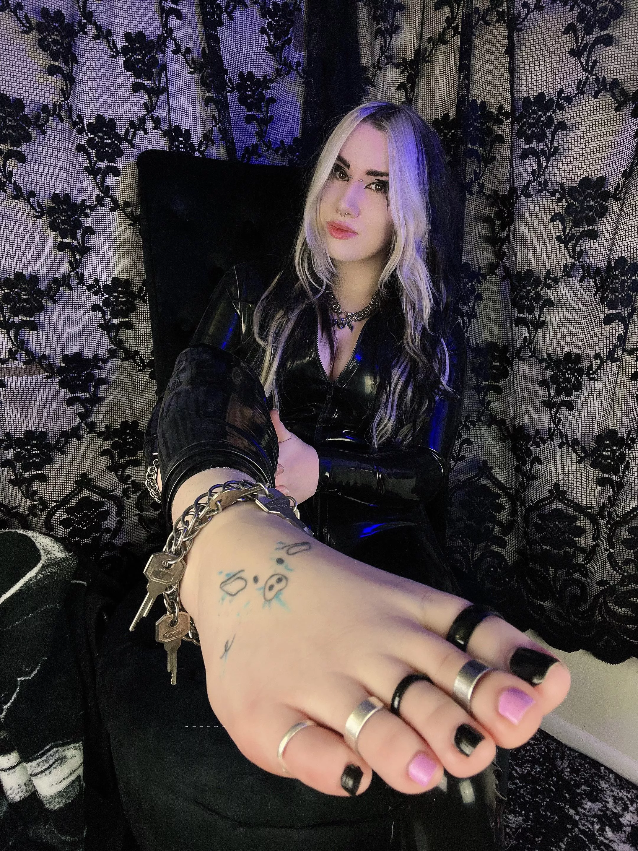 Just wanted to show a close up of my pretty toes and toe rings