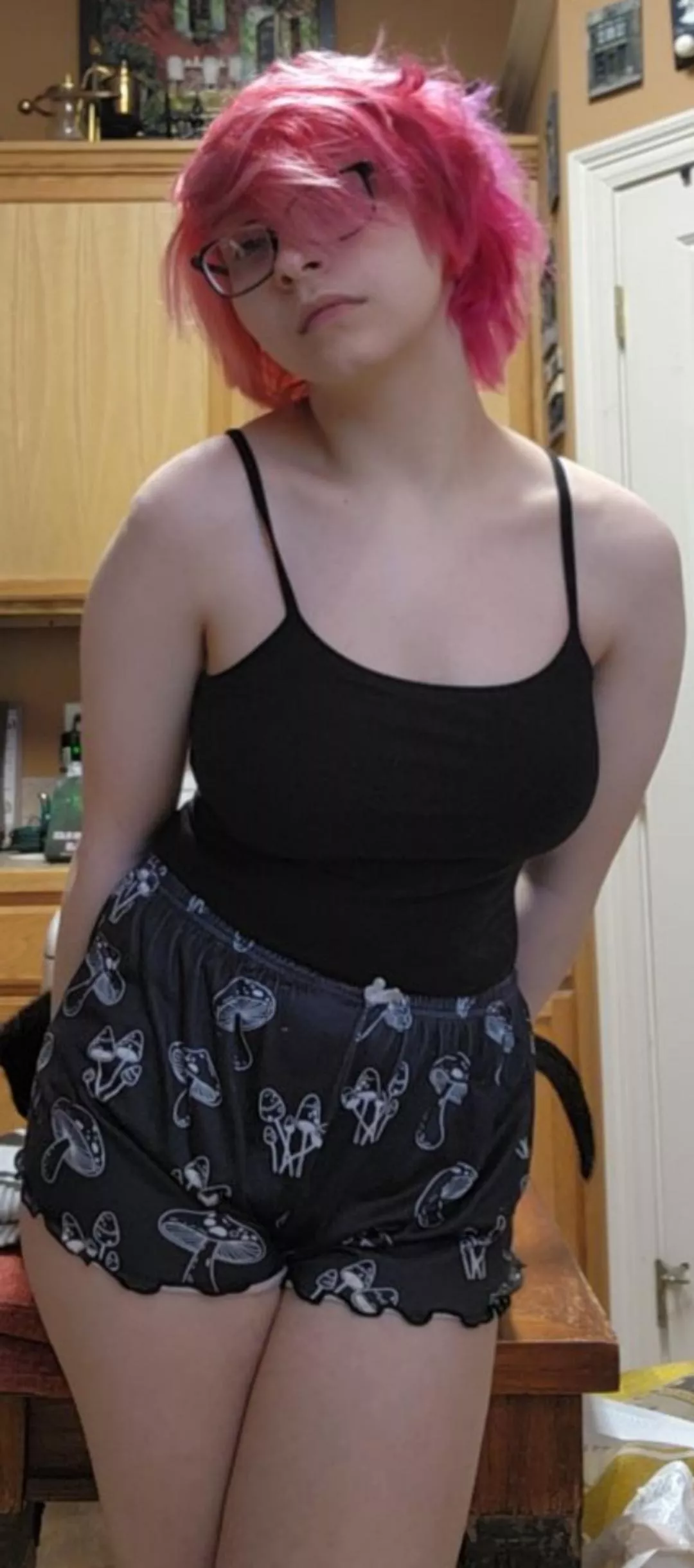 only hot bois wake up way too late 🖤🖤