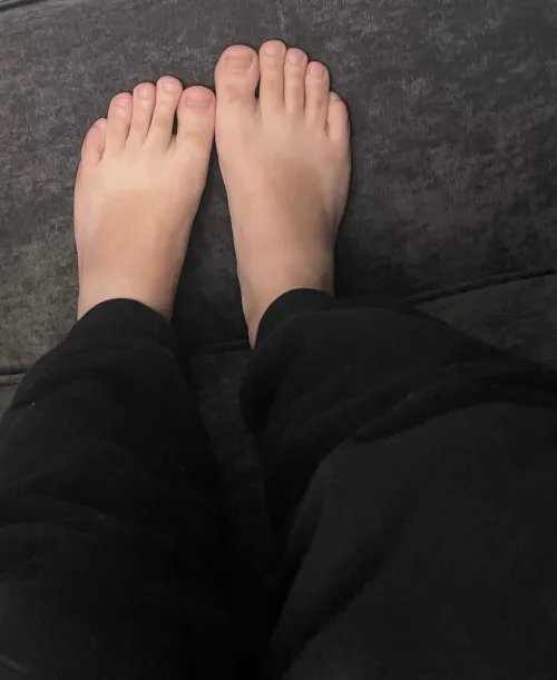 Relaxing weekends, no plans, no shoes