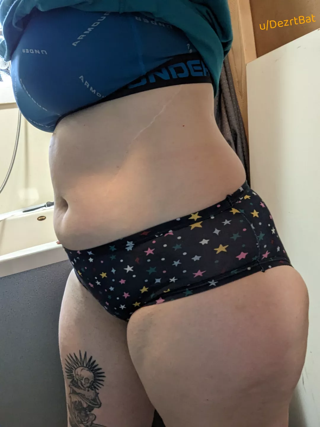 [selling] Sweaty, creamy, stinky, filthy - however you enjoy used panties, I'm here to provide them!