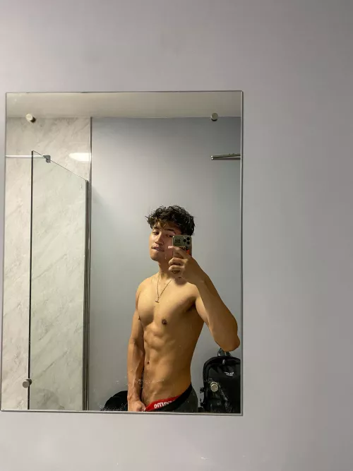 suck my dick & feed me grapes