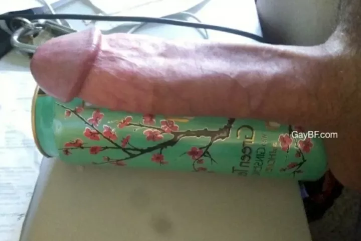 Universal test (Arizona tea can)