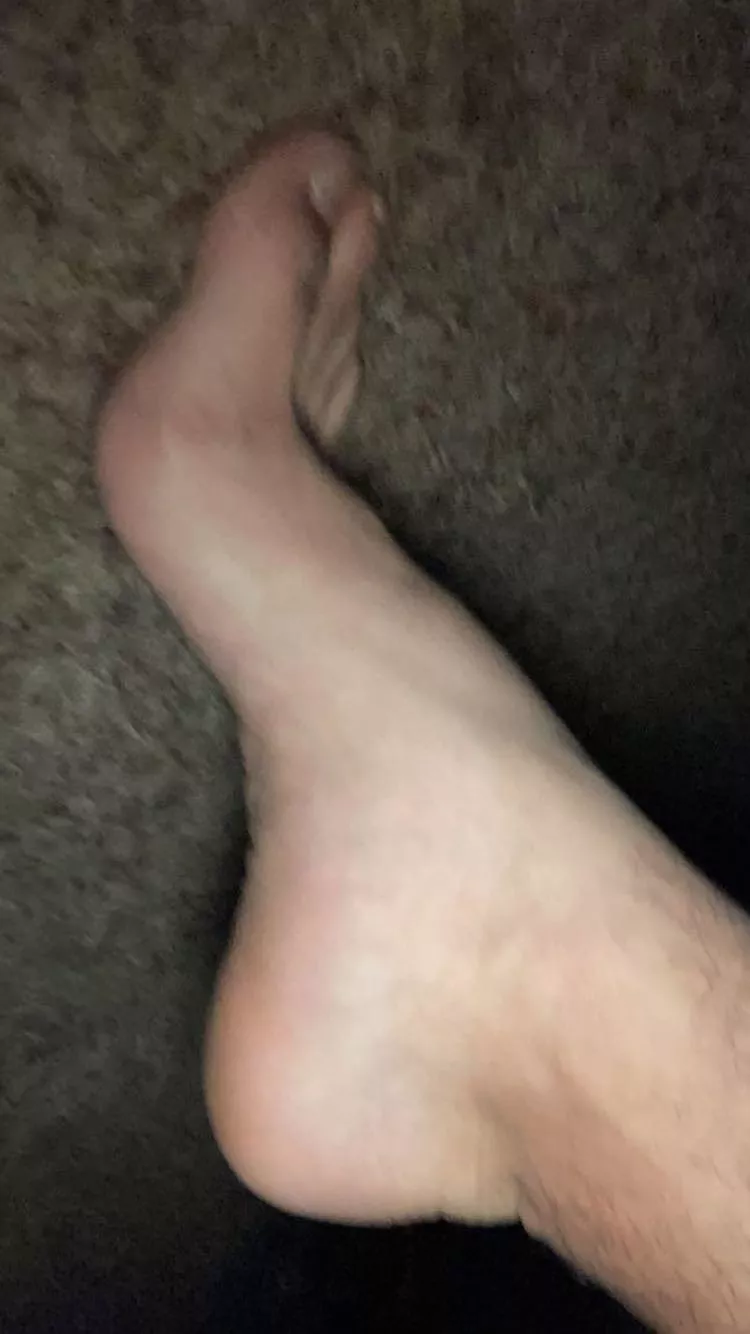 Would you lick?😘🦶