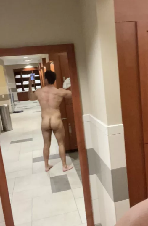 Would you say I have a big ass?