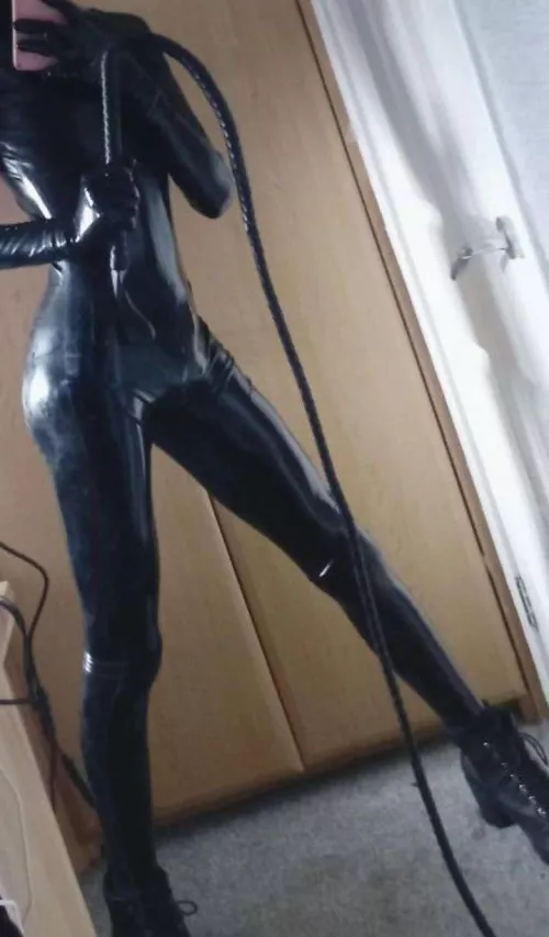 20 looking for a muscle boy to edge @kohhot