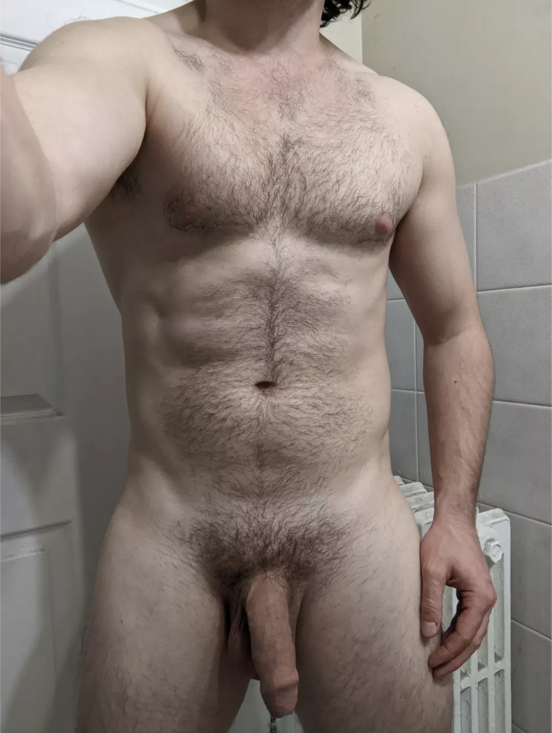 [30] Hanging fat after a lift. About to hit the showers.