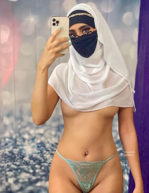 Are you in the mood to fuck me habibi?