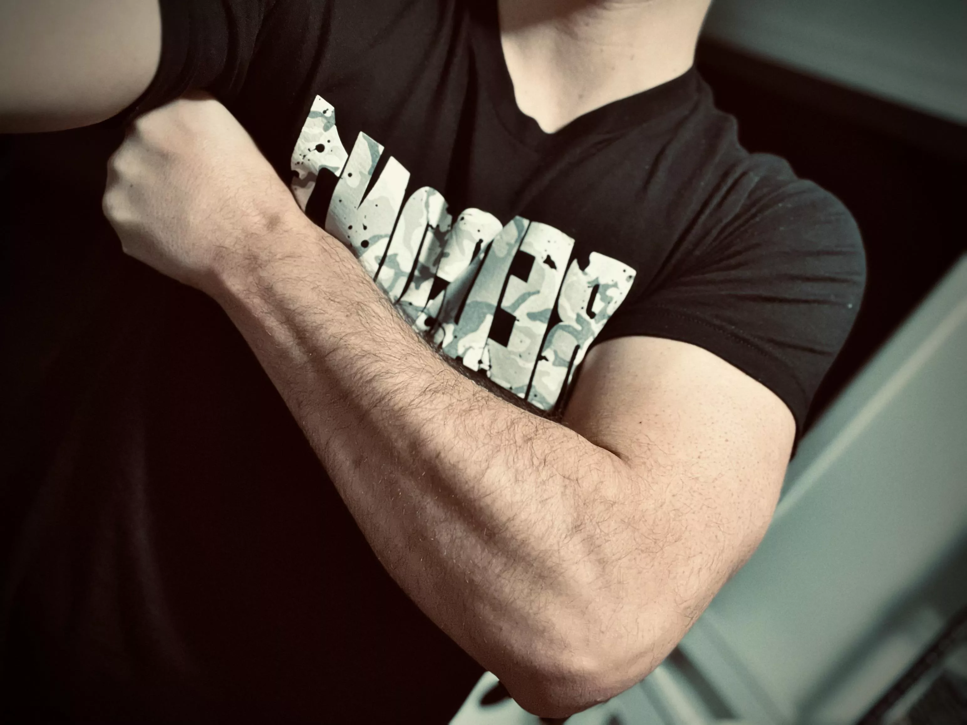 Bear hug with these forearms?