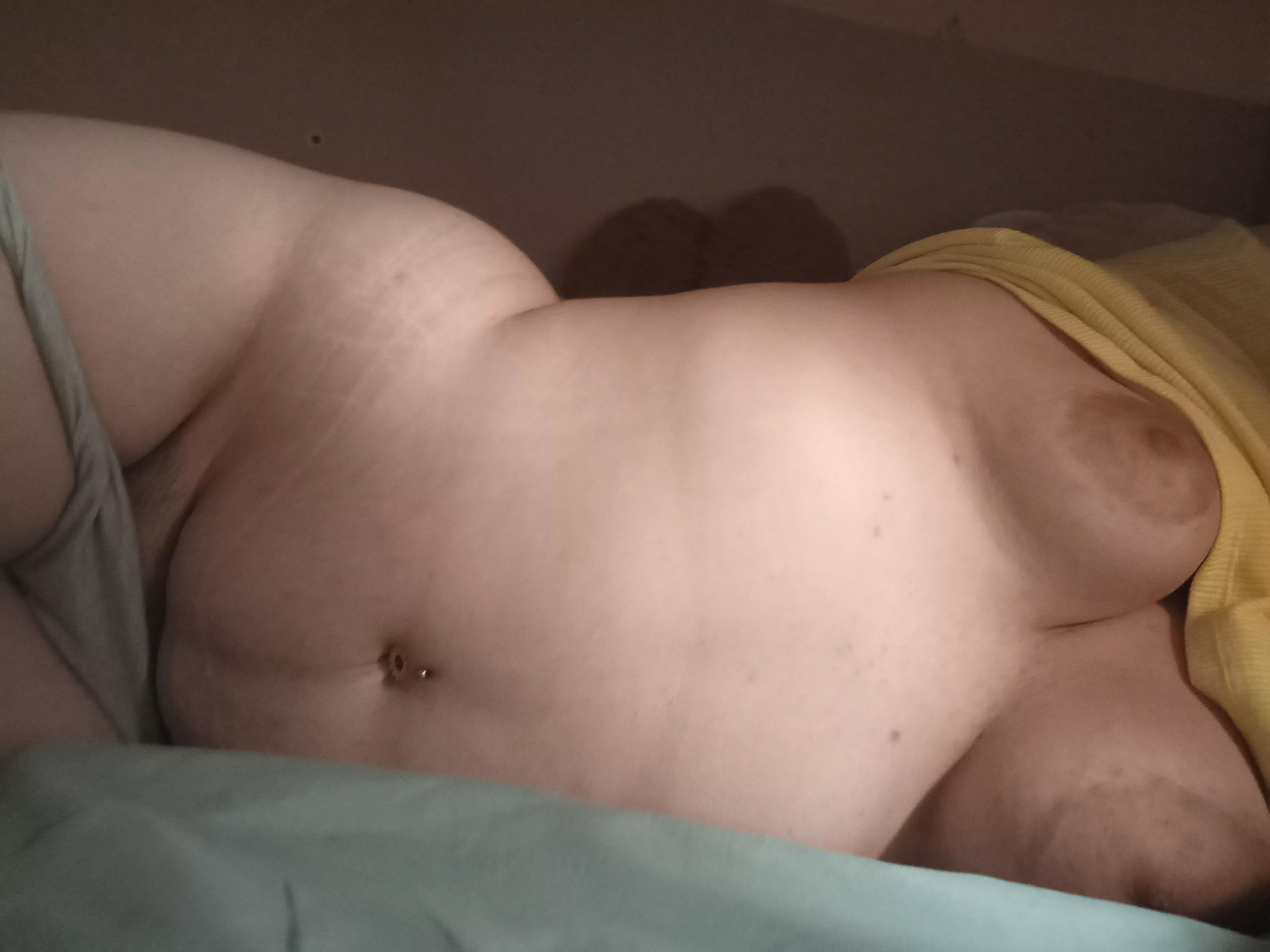 dangerous curves up ahead 👅💗