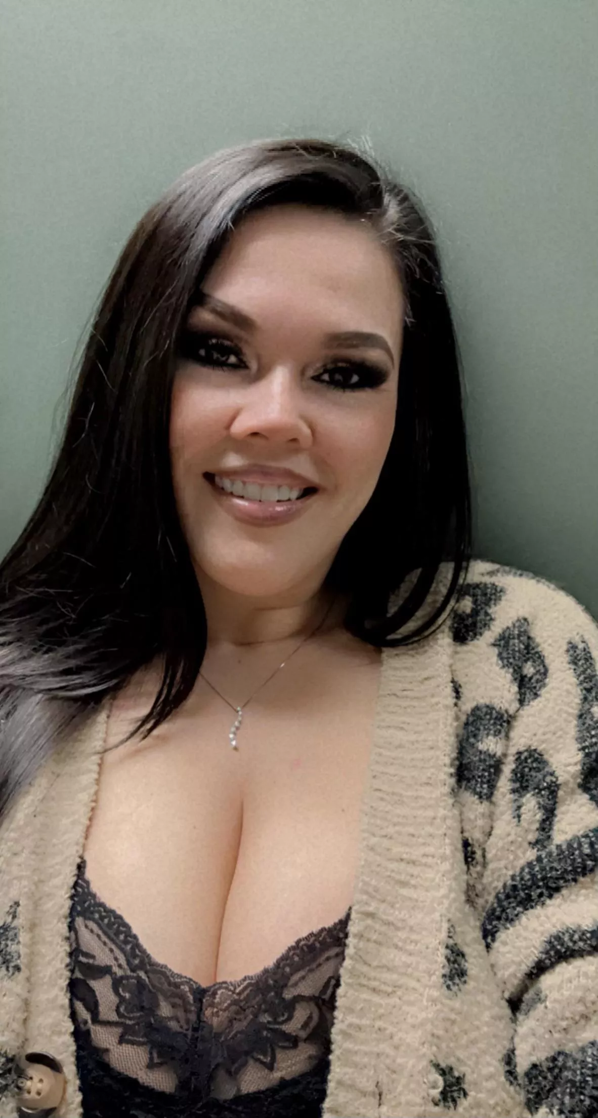 Do you like teachers and milfs? 35f