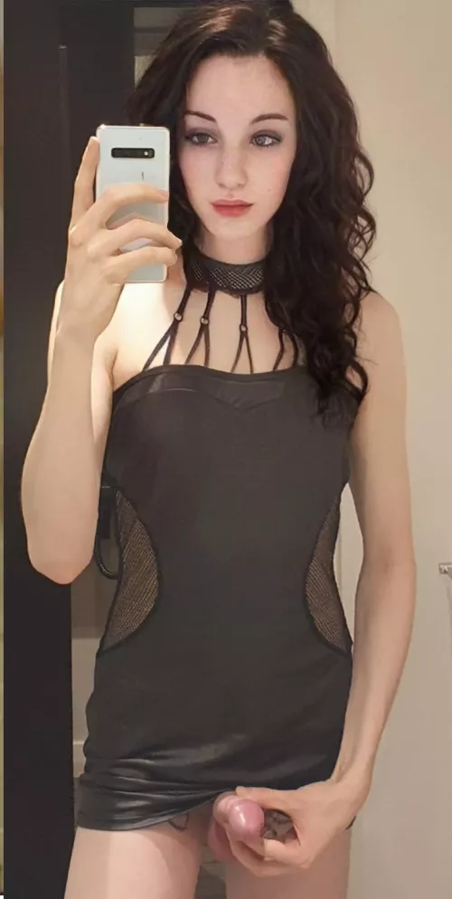 Happy birthday to me! Time for my party!