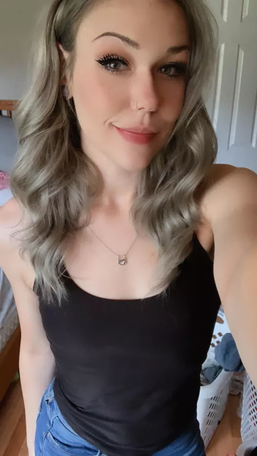 Happy Monday! Smile thru the bs