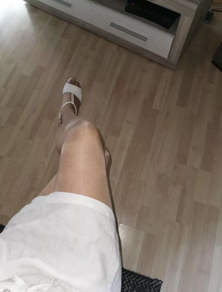 Hope you like sissy with heels 😘