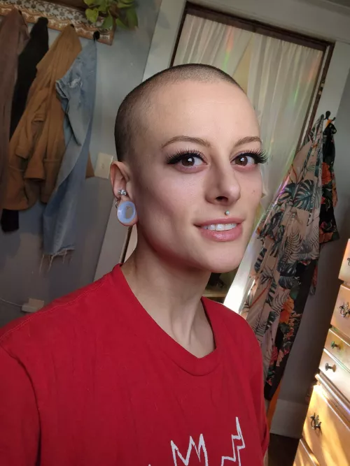 I'm new to [f]alse lashes