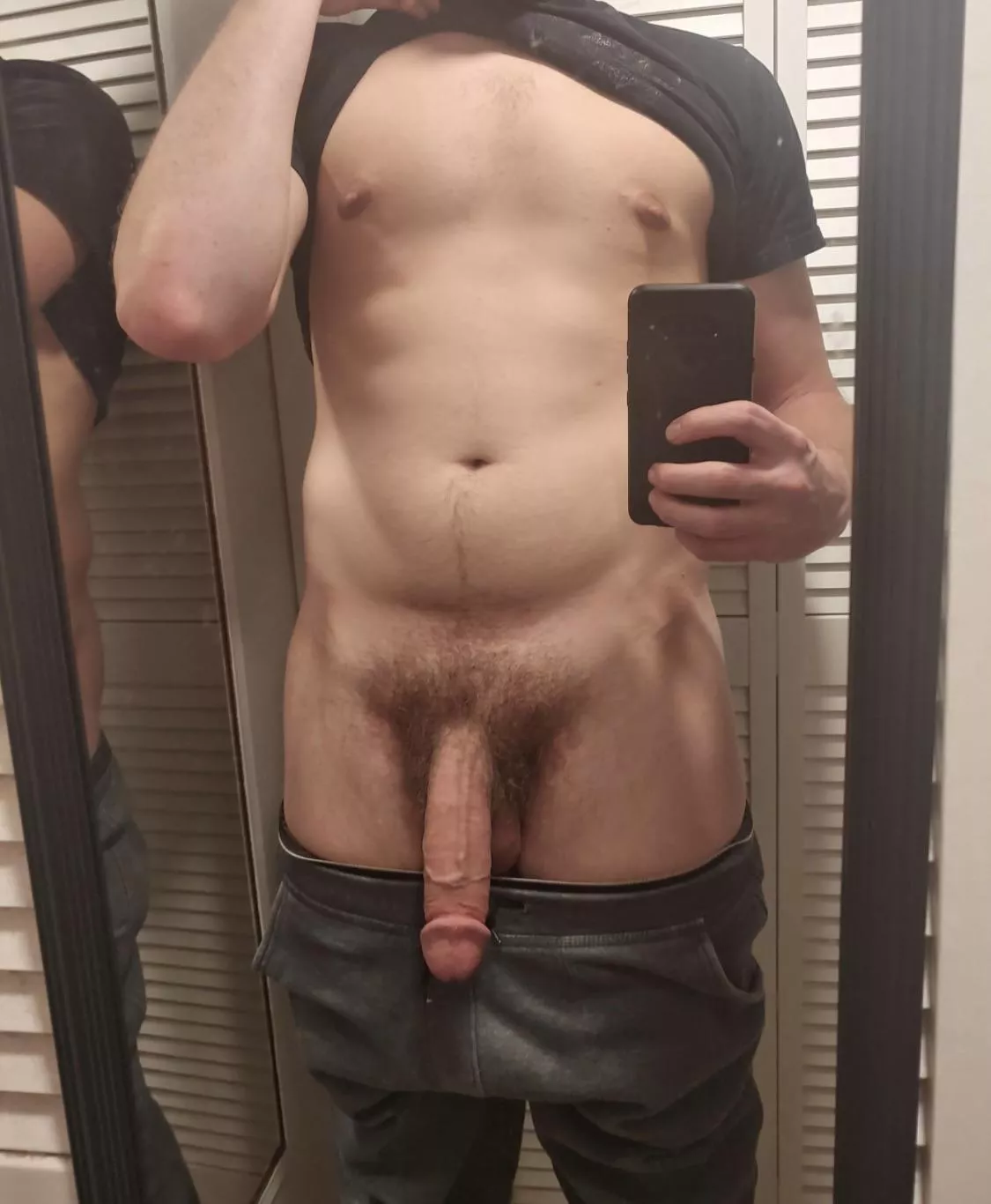 Just another bro who is packing some SERIOUS heat in his grey sweats 🍆😈 (25)