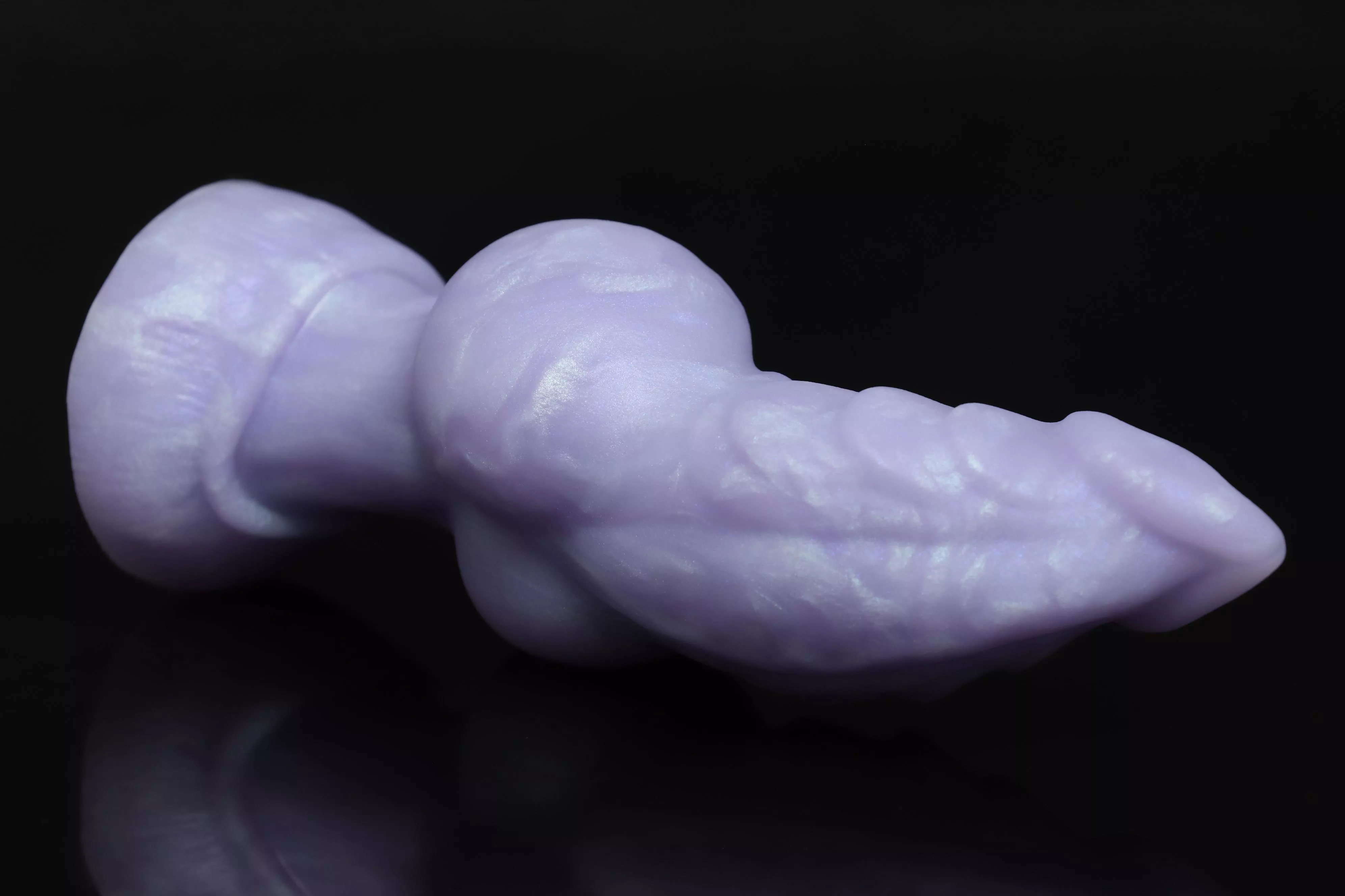 Random 10:57pm inventory check has blessed me with 3rd kind Fenrir in Small/Medium! Can’t WAIT!!