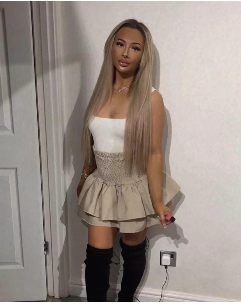 We know what those lips are good at