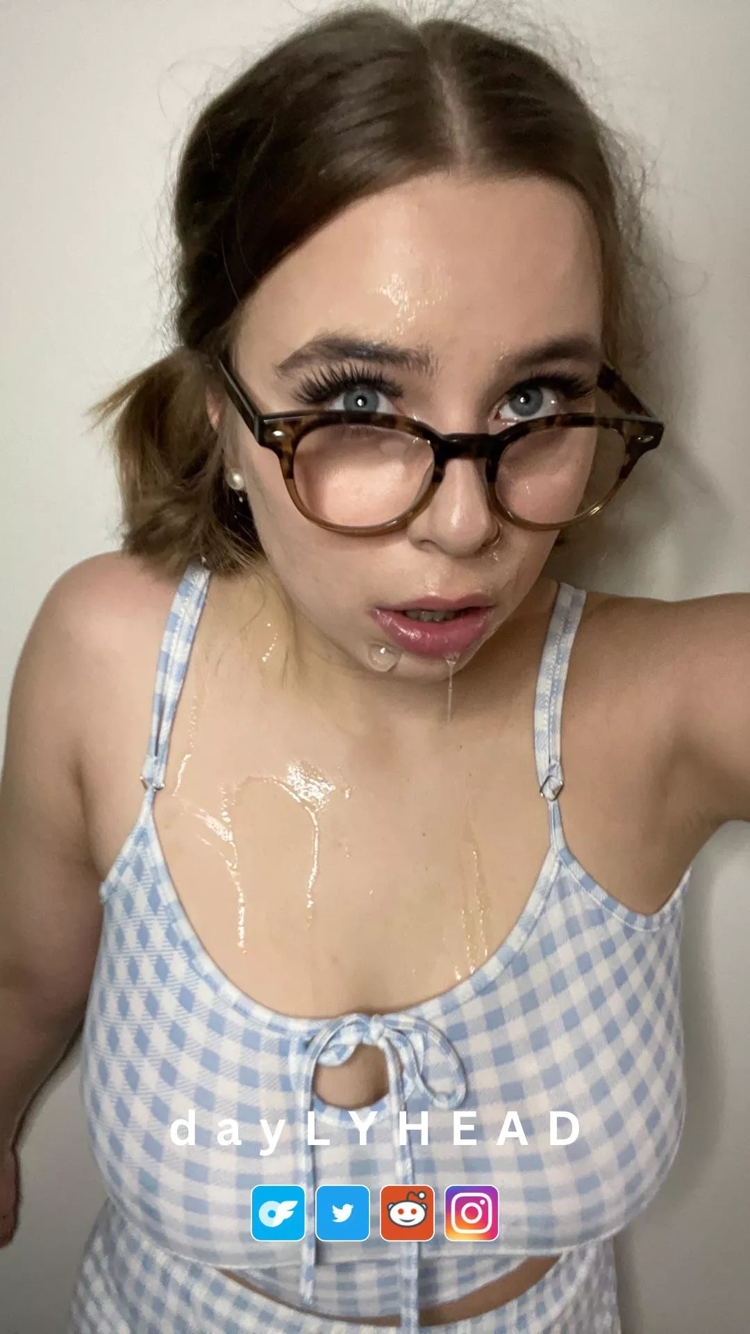 Will you clean my glasses for me? (dayLYHEAD Episode #011)