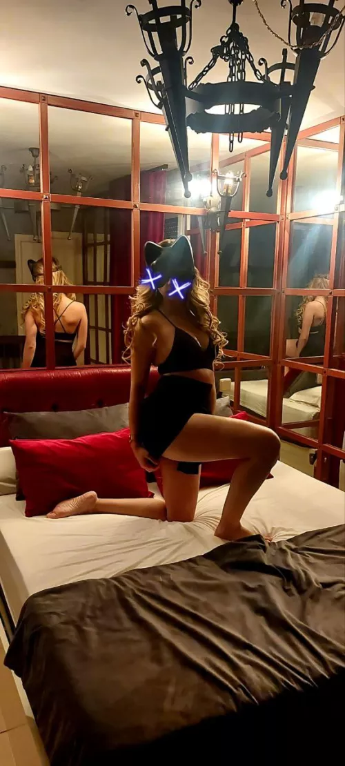 Would you eat my ass?