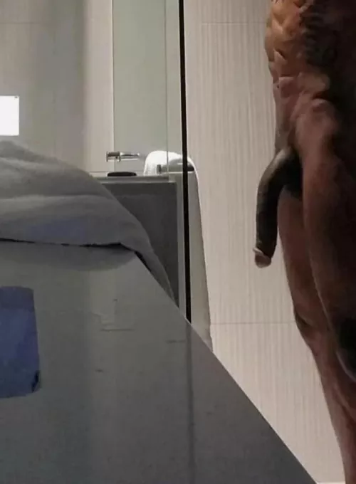 Big enough to go balls deep raw ?