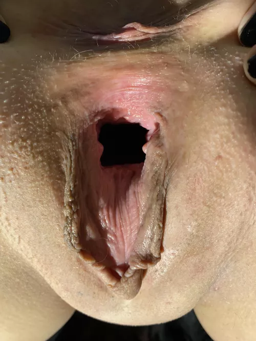 Big gape and meaty beef