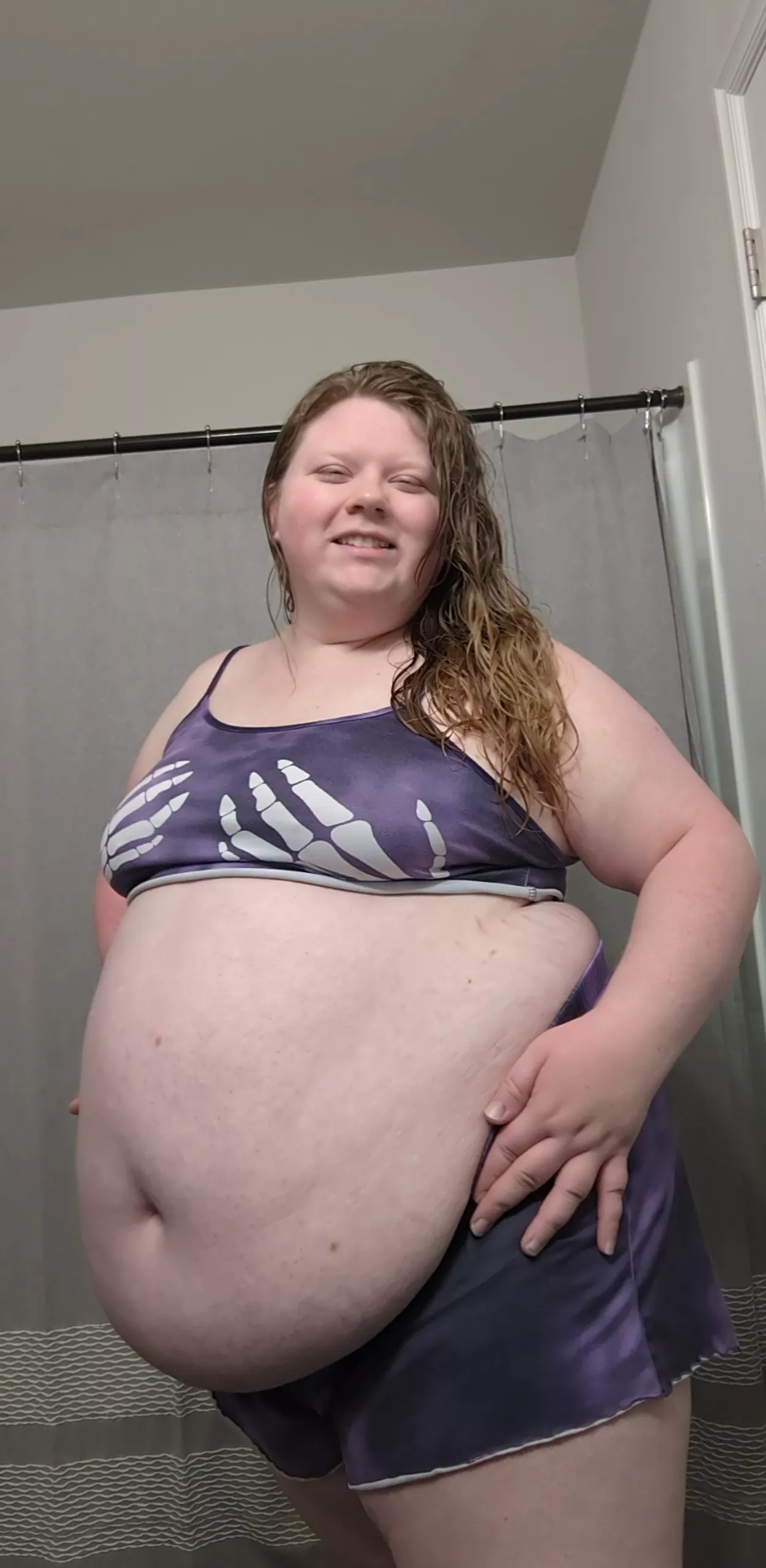 fat or pregnant??