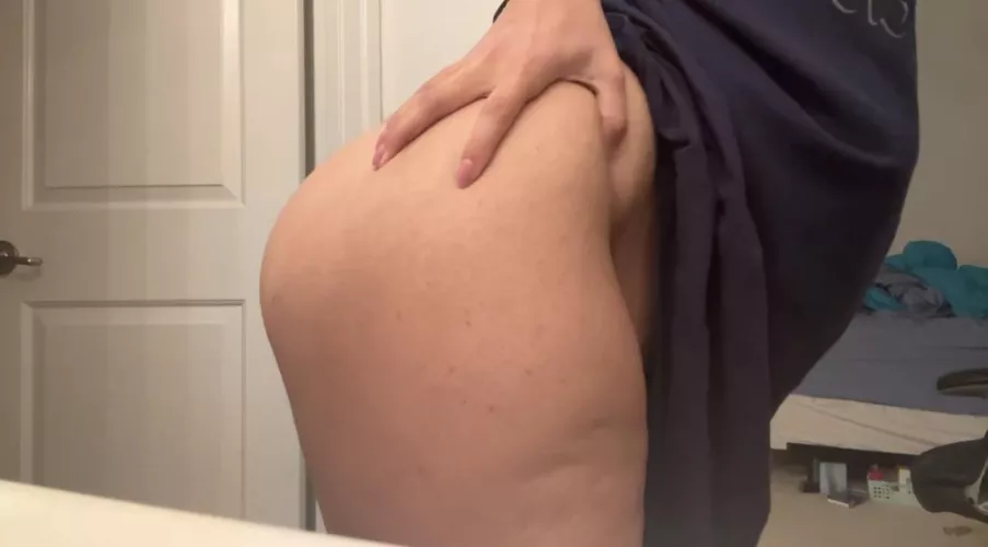 Give me a squeeze to get you through your day <3