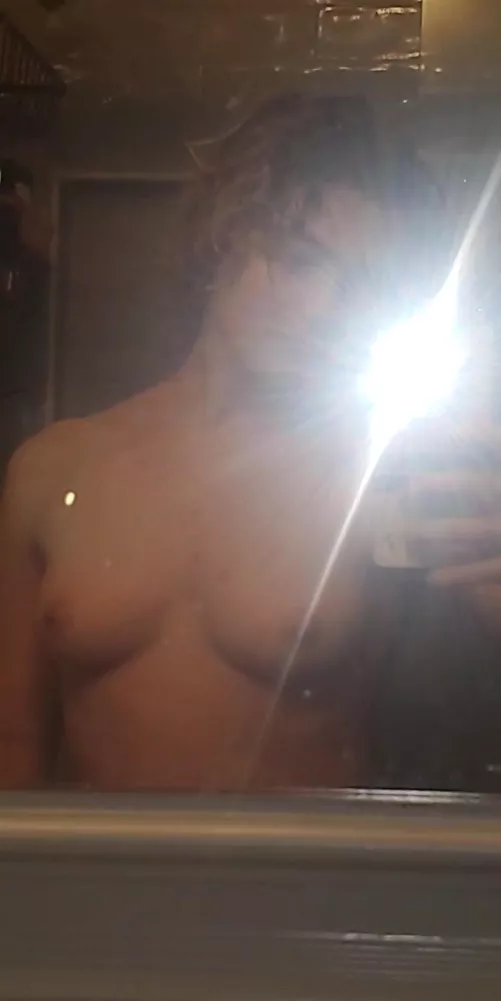 good ol mirror selfie