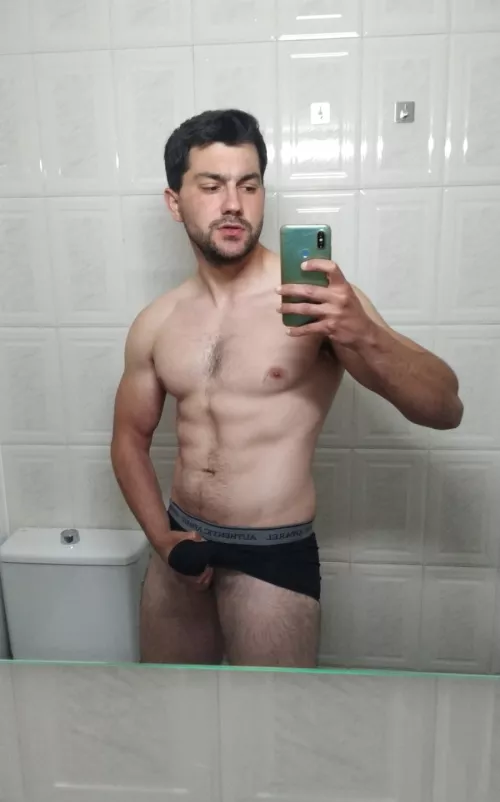 Grabbing this feels good