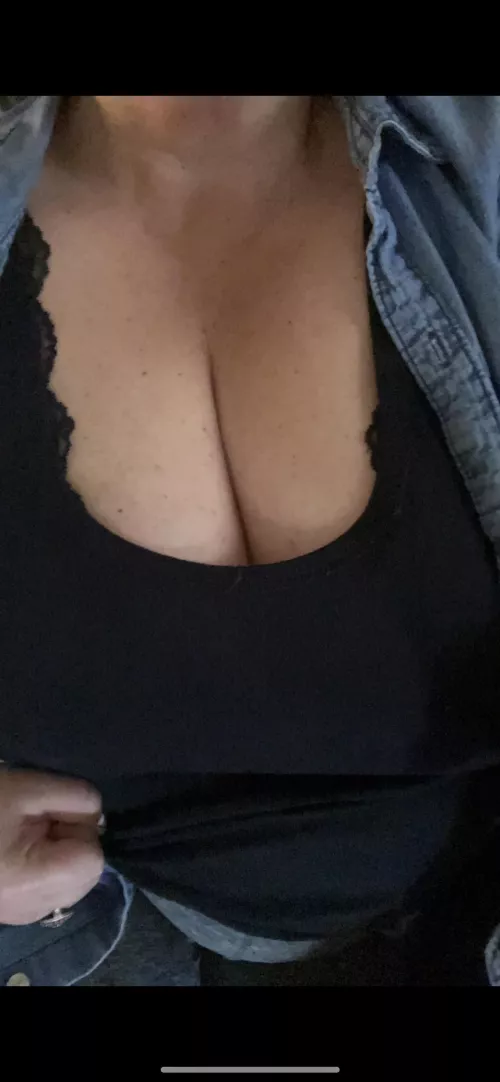 Happy Wednesday, beautiful people 😊