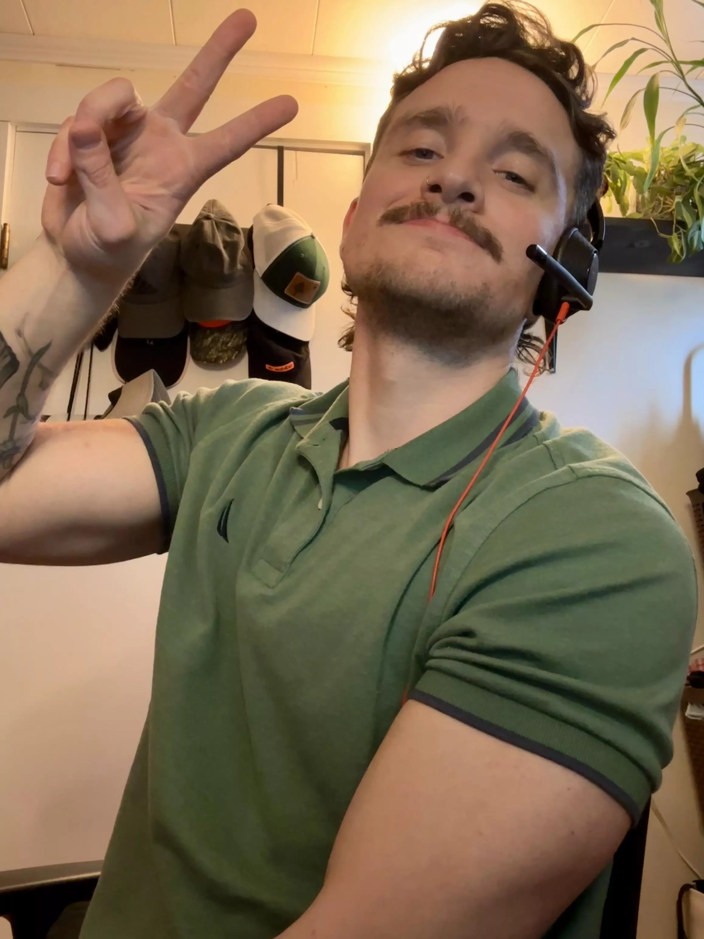 How many of y’all work from home? Going on 3 years and I love it.