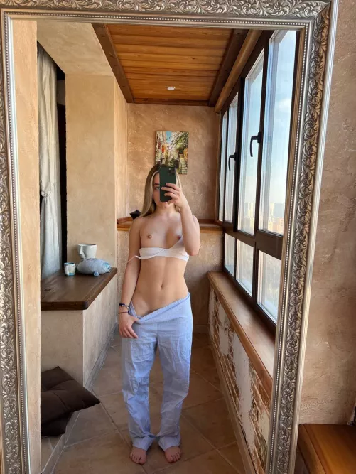 I like how my tummy looks in this one [img]