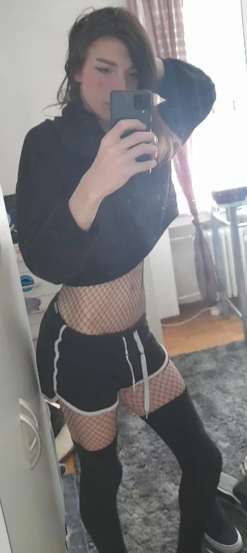 Is this a good outfit for chilling with friends? 🤔